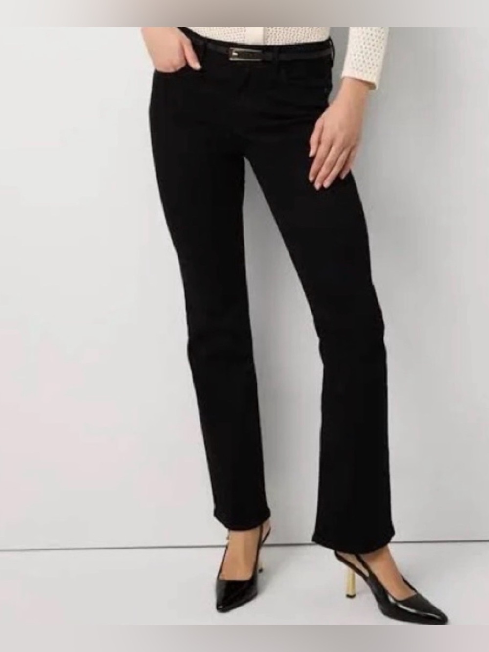 White House Black Market Mid Rise Slim Boot Stretch Jeans Retail $110